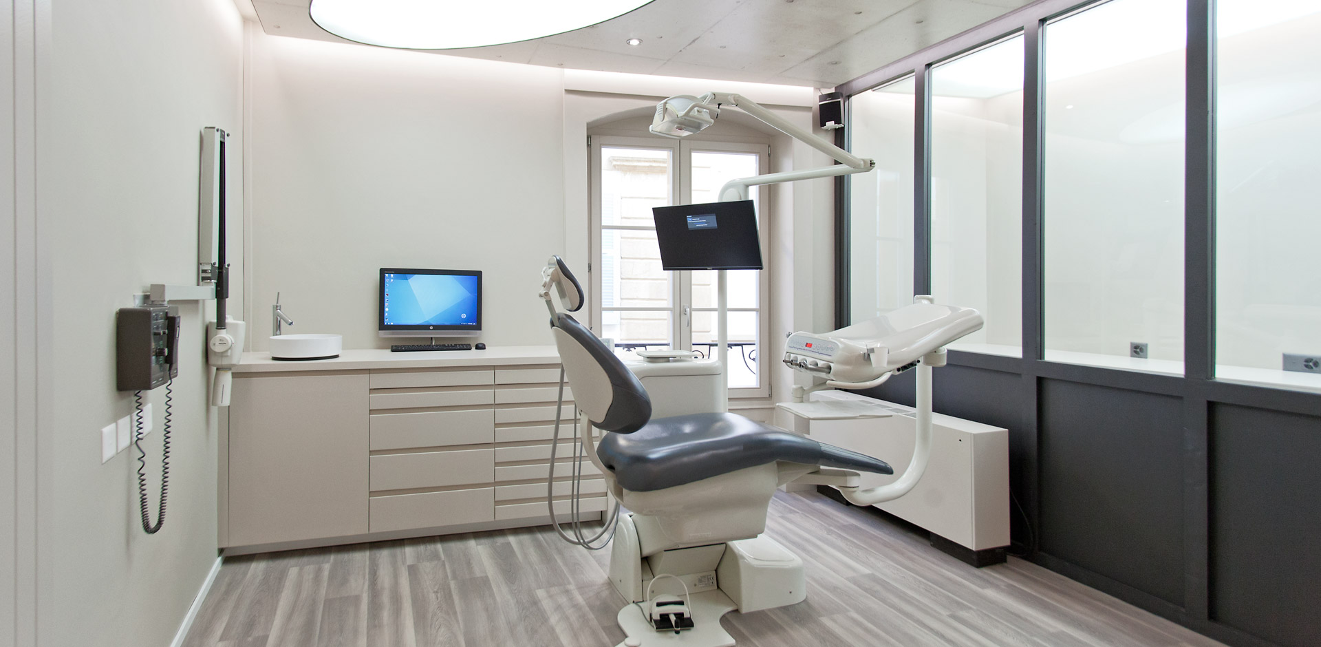seconde salle de traitement en orthodontie au cabinet des Halles à Neuchâtel